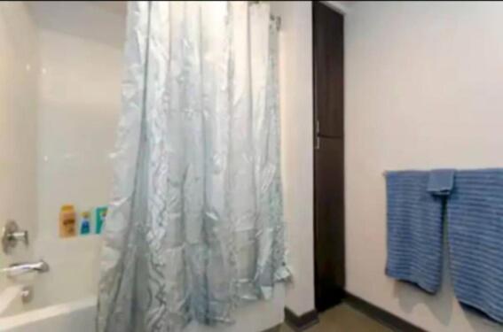 Beautiful 3 Bedroom High Rise With Pool, Hot Tub And Rooftop Views Apartment Los Angeles