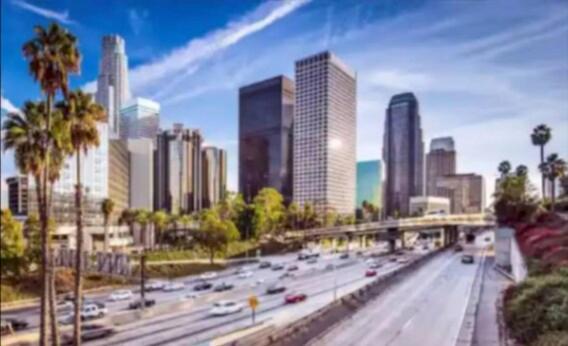 Beautiful 3 Bedroom High Rise With Pool, Hot Tub And Rooftop Views Apartment Los Angeles